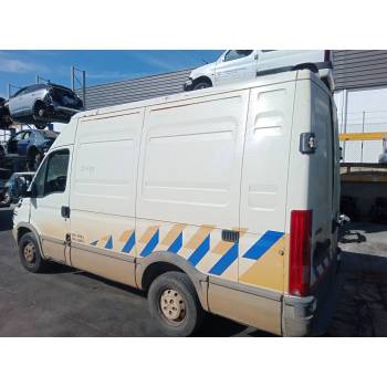 IVECO DAILY IV Furgoneta de desguace