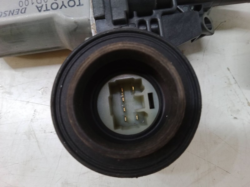 Recambio de elevalunas electrico delantero derecho para toyota yaris (_p9_) 1.33 vvt-i (nsp90_) referencia OEM IAM 857010D010  9