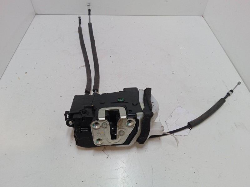 Recambio de cerradura puerta trasera derecha para hyundai ix35 (lm, el, elh) 1.7 crdi referencia OEM IAM 814202Y010  
