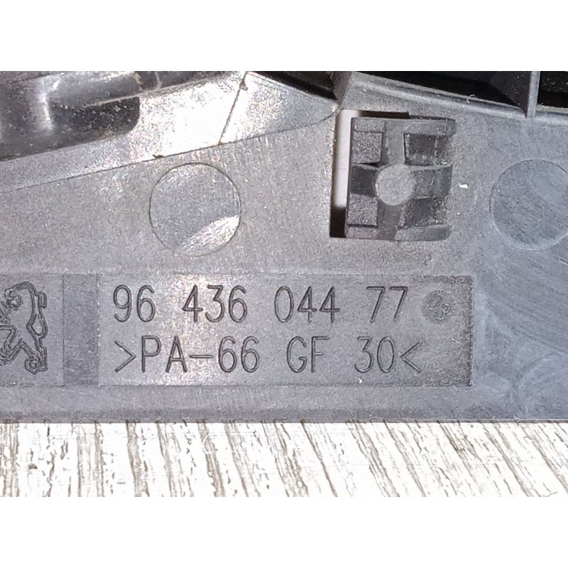 Recambio de maneta interior puerta trasera izquierda para toyota auris (_e15_) 1.33 dual-vvti (nre150_) referencia OEM IAM   