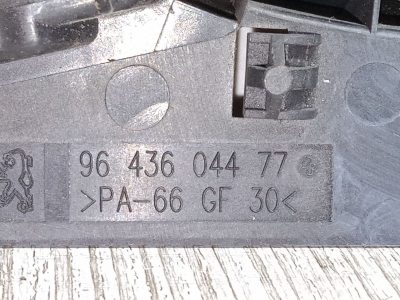 Recambio de maneta interior puerta trasera izquierda para toyota auris (_e15_) 1.33 dual-vvti (nre150_) referencia OEM IAM   