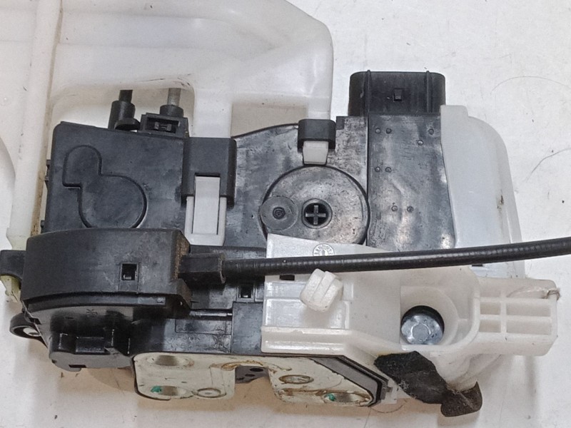 Recambio de cerradura puerta trasera izquierda para hyundai ix35 (lm, el, elh) 1.7 crdi referencia OEM IAM   