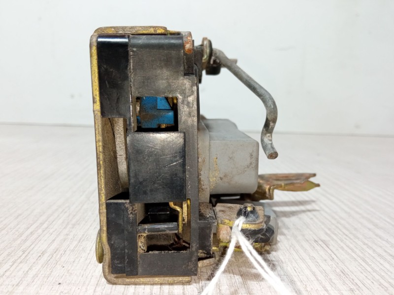 Recambio de cerradura puerta delantera derecha para citroën xsara (n1) 1.9 d referencia OEM IAM   