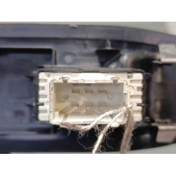 MANDO ELEVALUNAS DELANTERO DERECHO 96751118ZD 