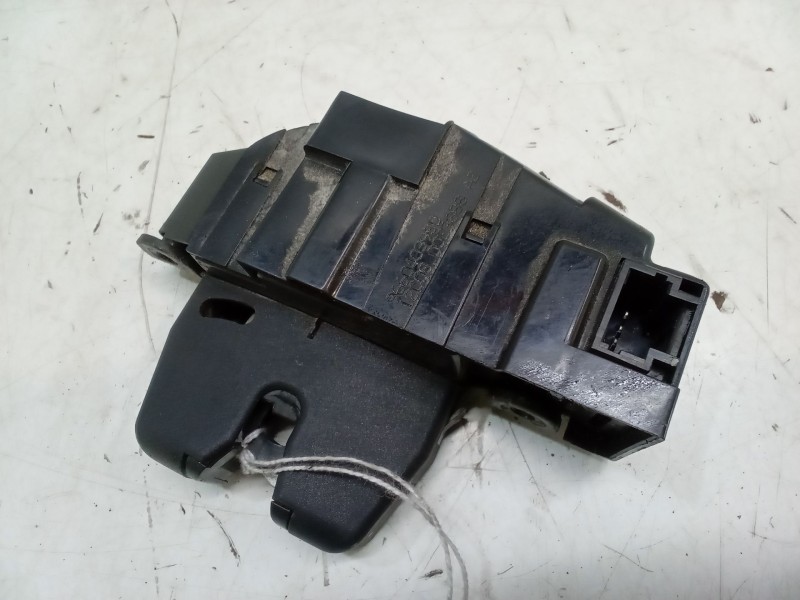 Recambio de cerradura maletero / porton para peugeot 207/207+ (wa_, wc_) 1.6 hdi referencia OEM IAM   