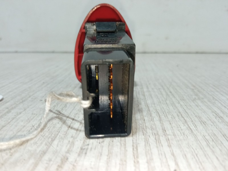 Recambio de warning para hyundai atos (mx) 1.0 i referencia OEM IAM 864W0140D2  