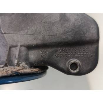 TAPA EXTERIOR COMBUSTIBLE 