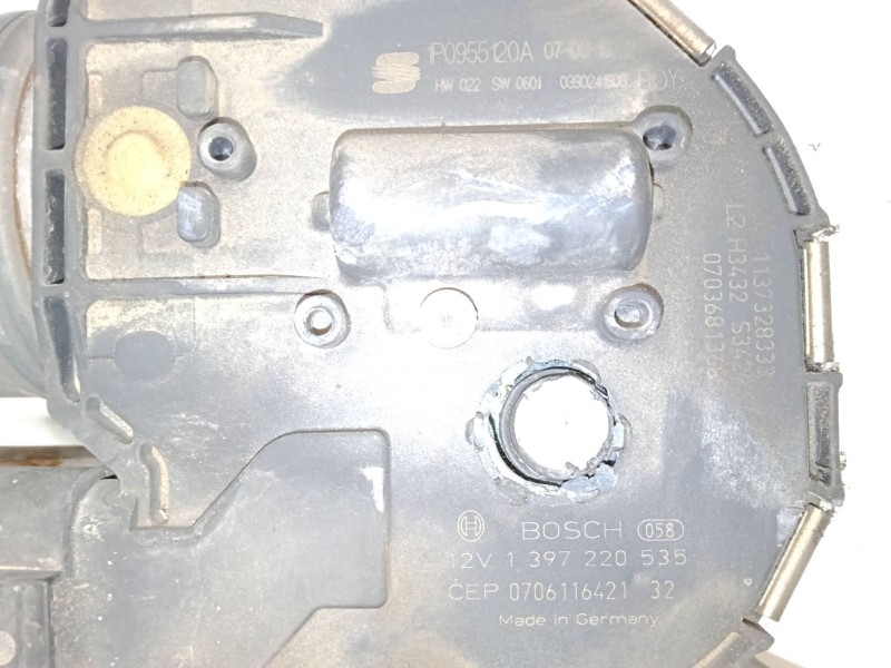 Recambio de motor limpiaparabrisas delantero derecho para seat leon (1p1) 1.9 tdi referencia OEM IAM P09551204  
