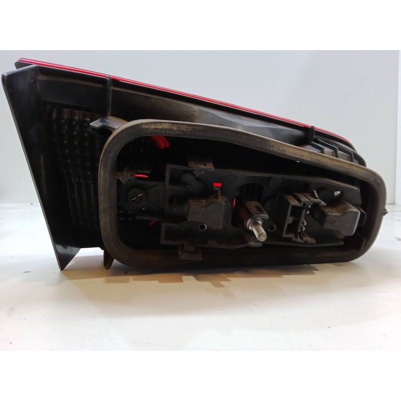 Recambio de piloto trasero porton derecho para renault laguna ii (bg0/1_) 1.9 dci (bg08, bg0g) referencia OEM IAM   