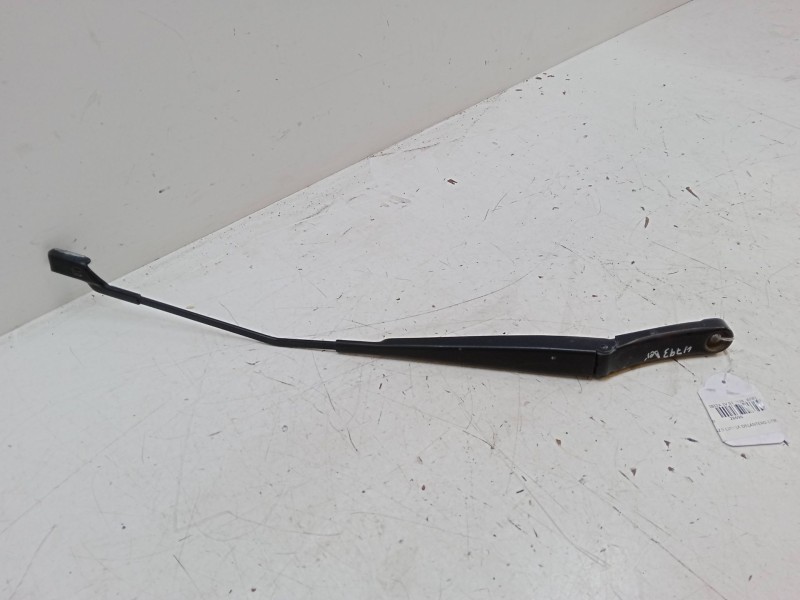 Recambio de brazo limpia delantero derecho para seat ibiza iv st (6j8, 6p8) 1.4 referencia OEM IAM   