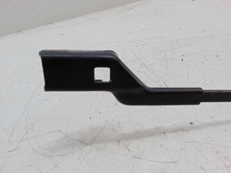 Recambio de brazo limpia delantero derecho para seat ibiza iv st (6j8, 6p8) 1.4 referencia OEM IAM   