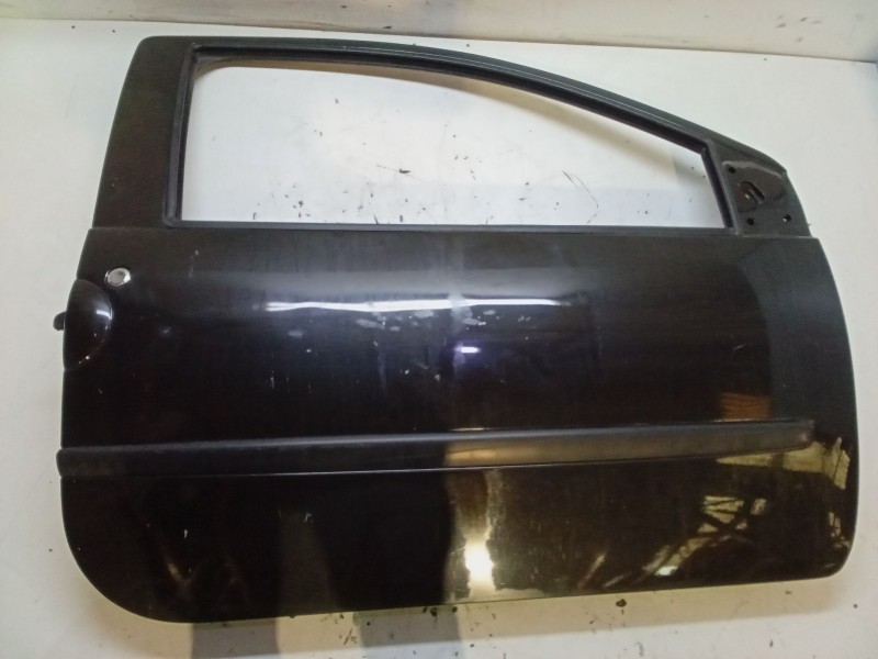 Recambio de puerta delantera derecha para renault twingo ii (cn0_) 1.2 16v (cn0k, cn0v) referencia OEM IAM   
