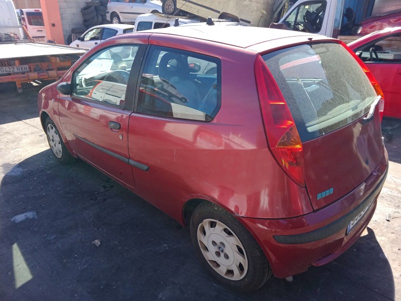 fiat punto (188_) del año 2001