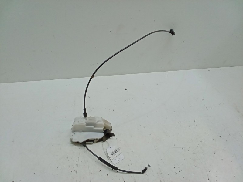 Recambio de cerradura puerta delantera izquierda para renault twingo ii (cn0_) 1.2 16v (cn0k, cn0v) referencia OEM IAM   