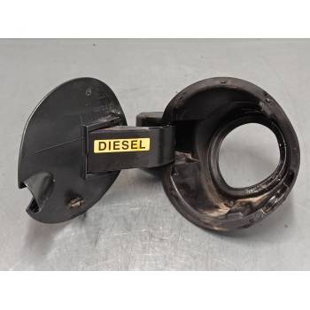 TAPA EXTERIOR COMBUSTIBLE 