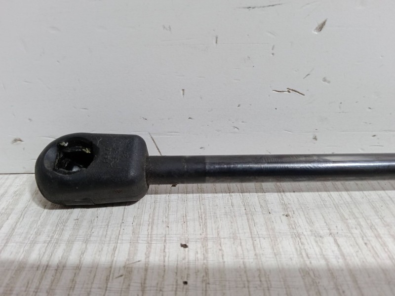 Recambio de amortiguadores capo para seat toledo ii (1m2) 1.9 tdi referencia OEM IAM   