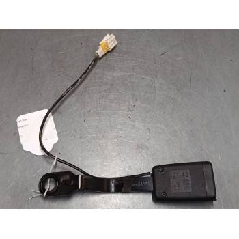 ANCLAJE CINTURON DELANTERO IZQUIERDO 