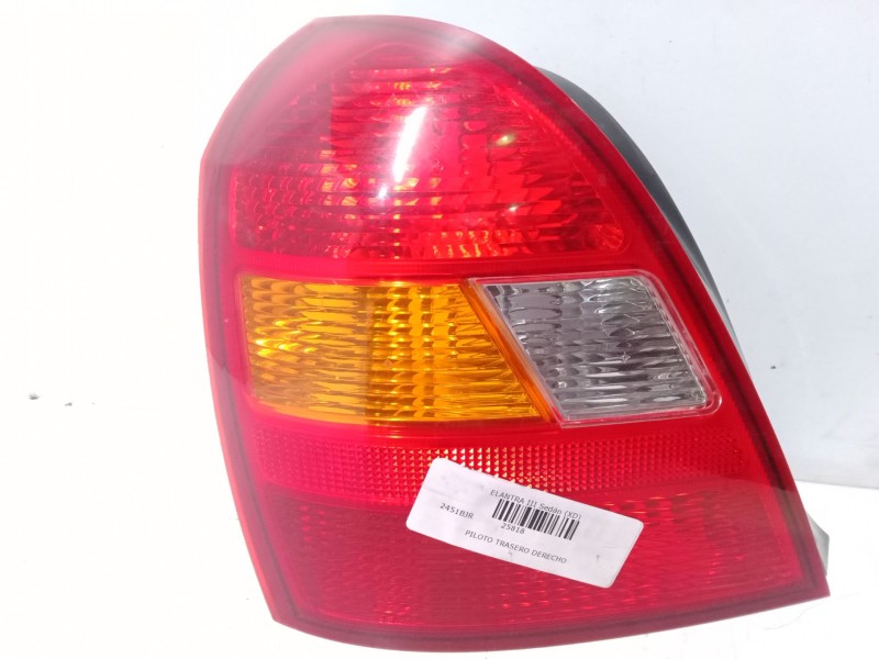 Recambio de piloto trasero derecho para hyundai elantra iii sedán (xd) 1.6 referencia OEM IAM   