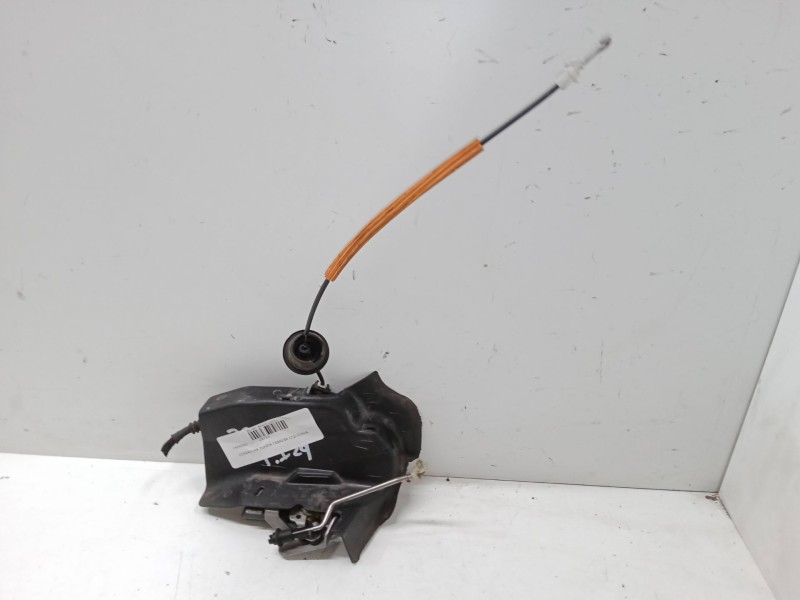 Recambio de cerradura puerta trasera izquierda para audi a4 b6 avant (8e5) 2.5 tdi quattro referencia OEM IAM    Recambio de cerradura puerta trasera izquierda para audi a4 b6 avant (8e5) 2.5 tdi quattro referencia OEM IAM
