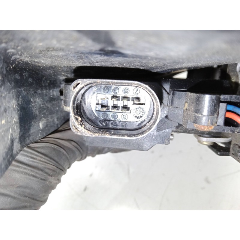 Recambio de cerradura puerta trasera izquierda para audi a4 b6 avant (8e5) 2.5 tdi quattro referencia OEM IAM    Recambio de cerradura puerta trasera izquierda para audi a4 b6 avant (8e5) 2.5 tdi quattro referencia OEM IAM