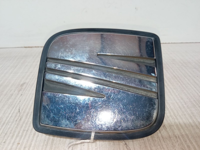 Recambio de maneta exterior porton para seat ibiza iii (6l1) 1.4 tdi referencia OEM IAM 6L6827565  