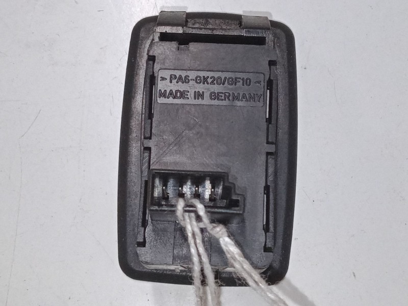 Recambio de mando elevalunas trasero derecho para bmw x3 (e83) 2.0 d referencia OEM IAM   