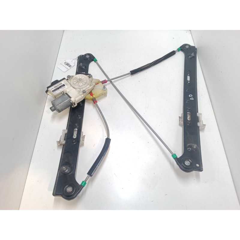 Recambio de elevalunas electrico delantero derecho para bmw x3 (e83) 2.0 d referencia OEM IAM 692596401  