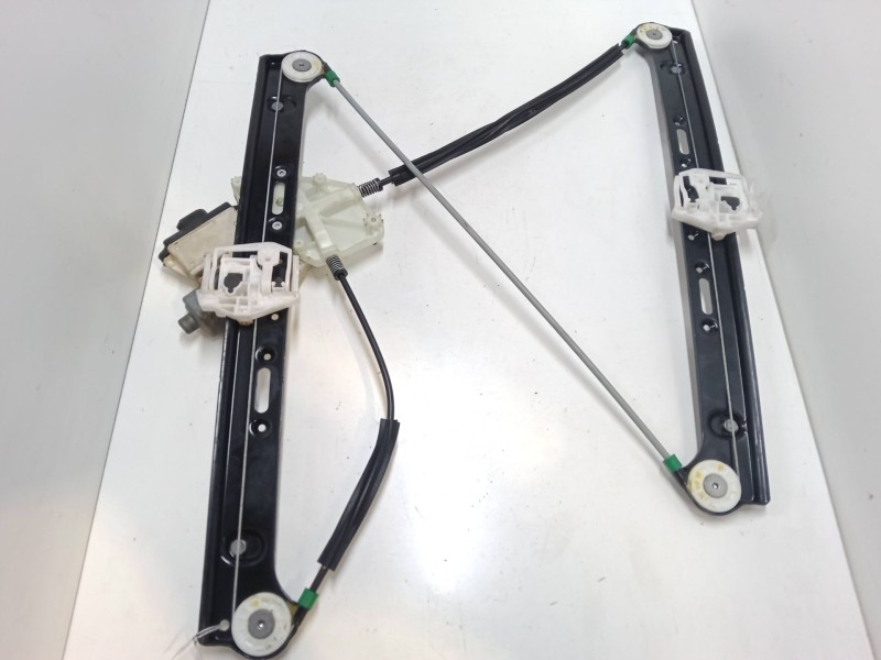 Recambio de elevalunas electrico delantero izquierdo para bmw x3 (e83) 2.0 d referencia OEM IAM 69259631  