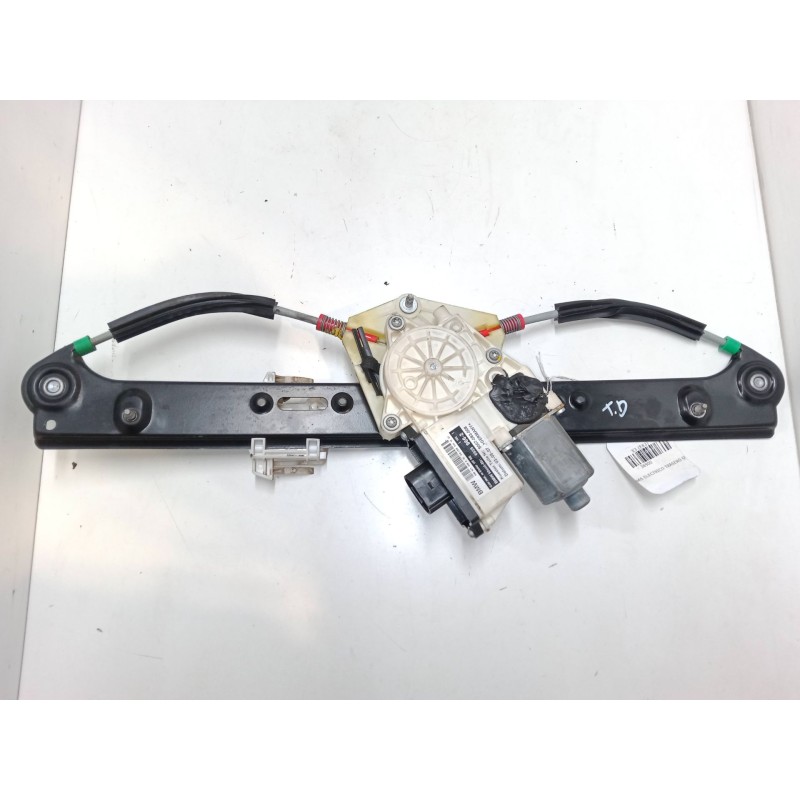 Recambio de elevalunas electrico trasero derecho para bmw x3 (e83) 2.0 d referencia OEM IAM 6925966  