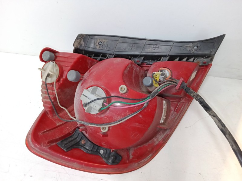 Recambio de piloto trasero derecho para hyundai accent ii (lc) 1.3 referencia OEM IAM   