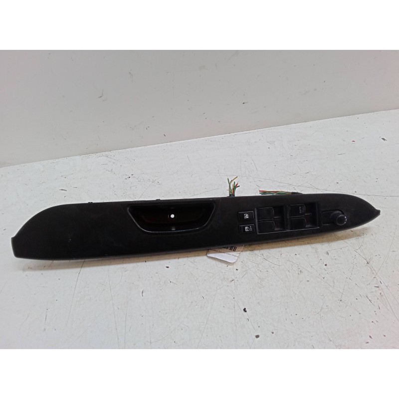 Recambio de mando elevalunas delantero izquierdo para suzuki sx4 (ey, gy) 1.9 ddis 4x4 (rw 419d) referencia OEM IAM   