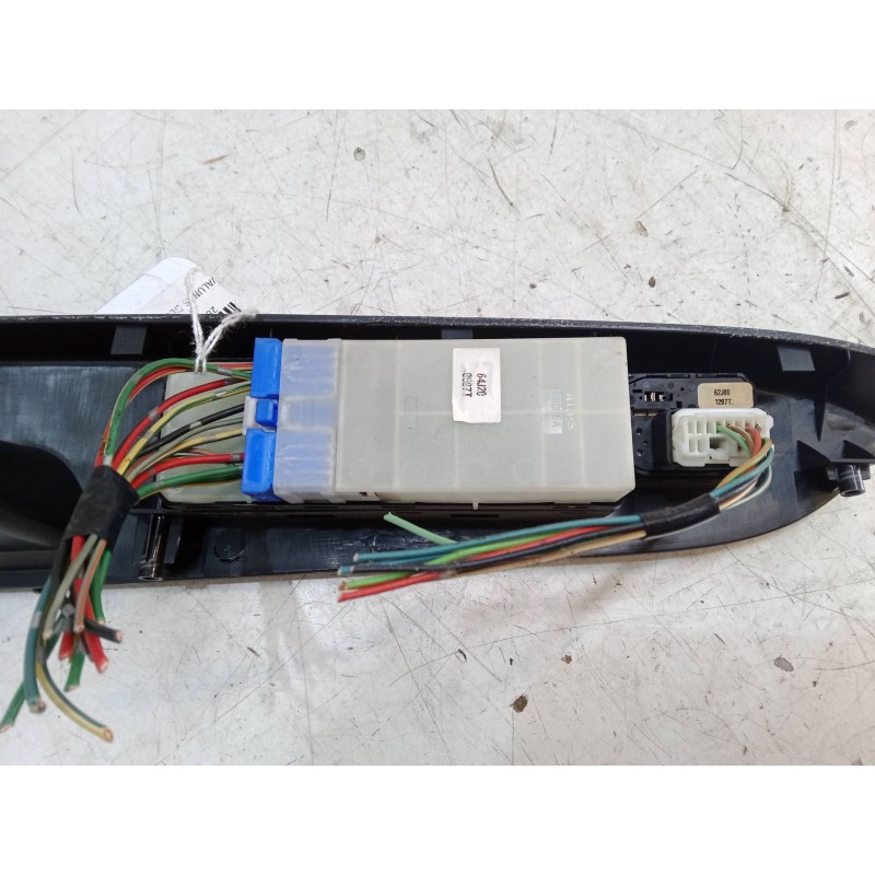 Recambio de mando elevalunas delantero izquierdo para suzuki sx4 (ey, gy) 1.9 ddis 4x4 (rw 419d) referencia OEM IAM   