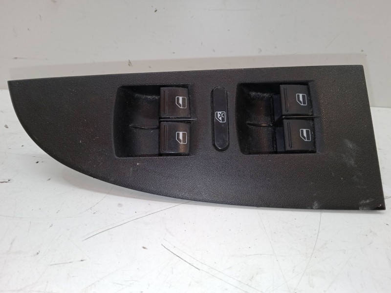 Recambio de mando elevalunas delantero izquierdo para seat leon (1p1) 1.9 tdi referencia OEM IAM   