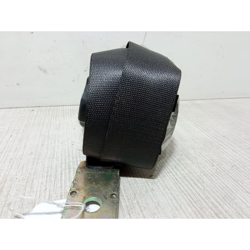 Recambio de cinturon seguridad trasero central para bmw 7 (e65, e66, e67) 735 i, li referencia OEM IAM   