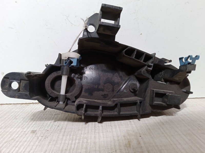 Recambio de maneta interior puerta delantera izquierda para citroën xsara (n1) 1.6 i referencia OEM IAM 35116000ZL  