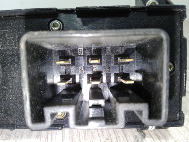 Recambio de mando elevalunas delantero izquierdo para ford focus ii (da_, hcp, dp) 1.8 tdci referencia OEM IAM   