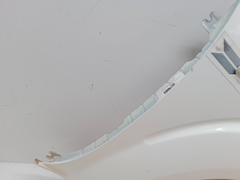 Recambio de aleta delantera derecha para nissan pathfinder fe 2.5 dci referencia OEM IAM   