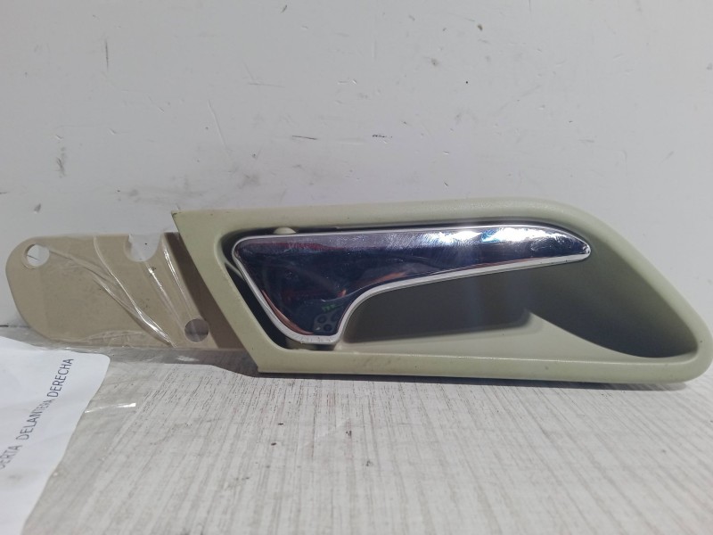 Recambio de maneta interior puerta delantera derecha para mercedes-benz clase b sports tourer (w245) b 160 (245.231) referencia 