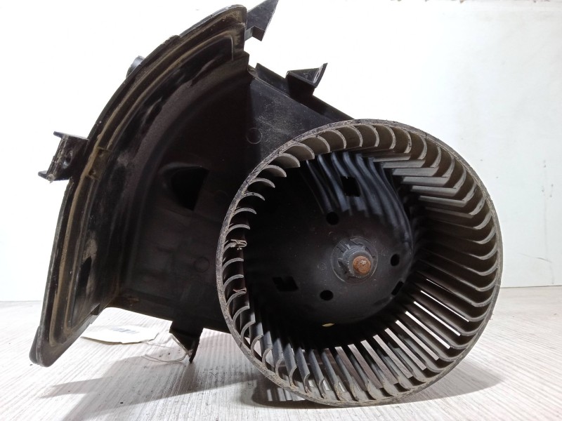 Recambio de motor calefaccion para seat ibiza ii (6k1) 1.4 i referencia OEM IAM   