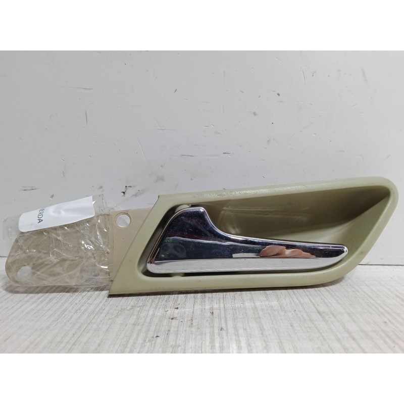 Recambio de maneta interior puerta delantera izquierda para mercedes-benz clase b sports tourer (w245) b 160 (245.231) referenci