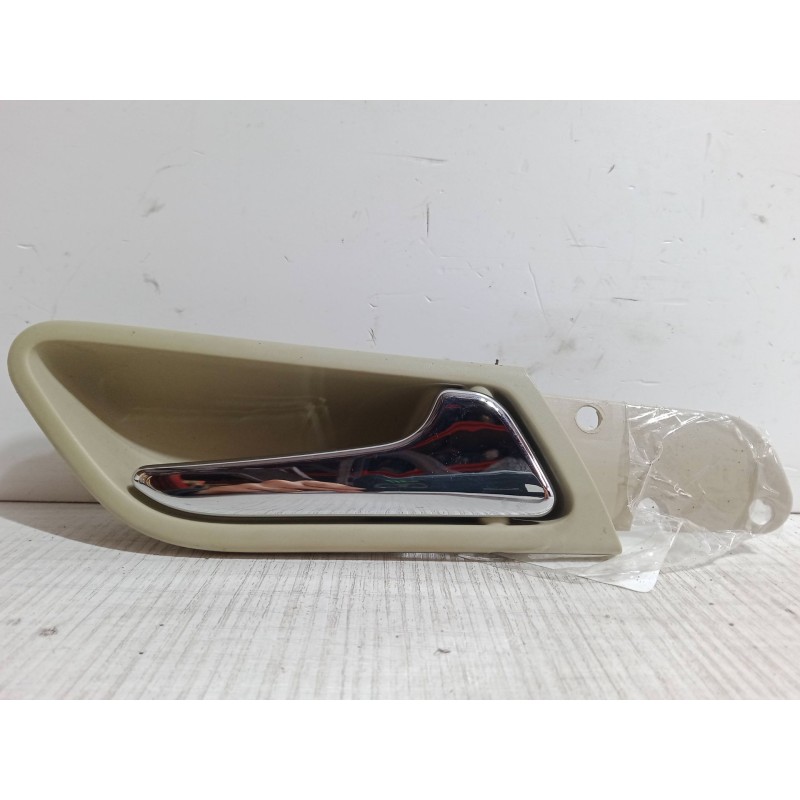 Recambio de maneta interior puerta trasera derecha para mercedes-benz clase b sports tourer (w245) b 160 (245.231) referencia OE