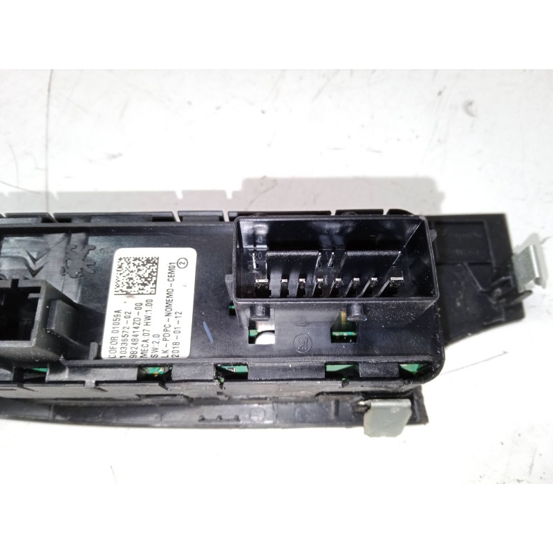 Recambio de mando elevalunas delantero izquierdo para citroën c4 grand picasso ii (da_, de_) 2.0 bluehdi 150 referencia OEM IAM 