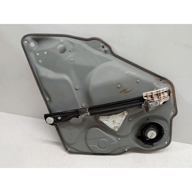 Recambio de elevalunas electrico trasero derecho para mercedes-benz clase b sports tourer (w245) b 160 (245.231) referencia OEM 