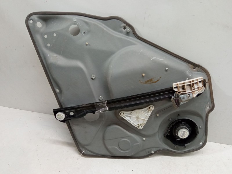 Recambio de elevalunas electrico trasero derecho para mercedes-benz clase b sports tourer (w245) b 160 (245.231) referencia OEM 