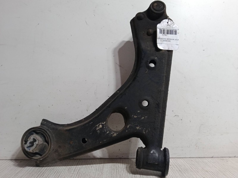 Recambio de brazo suspension inferior delantero derecho para citroën nemo furgoneta/monovolumen (aa_) 1.4 hdi referencia OEM IAM