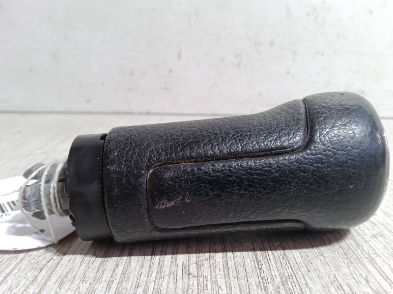 Recambio de pomo palanca cambio para volkswagen polo (9n_, 9a_) 1.4 16v referencia OEM IAM   