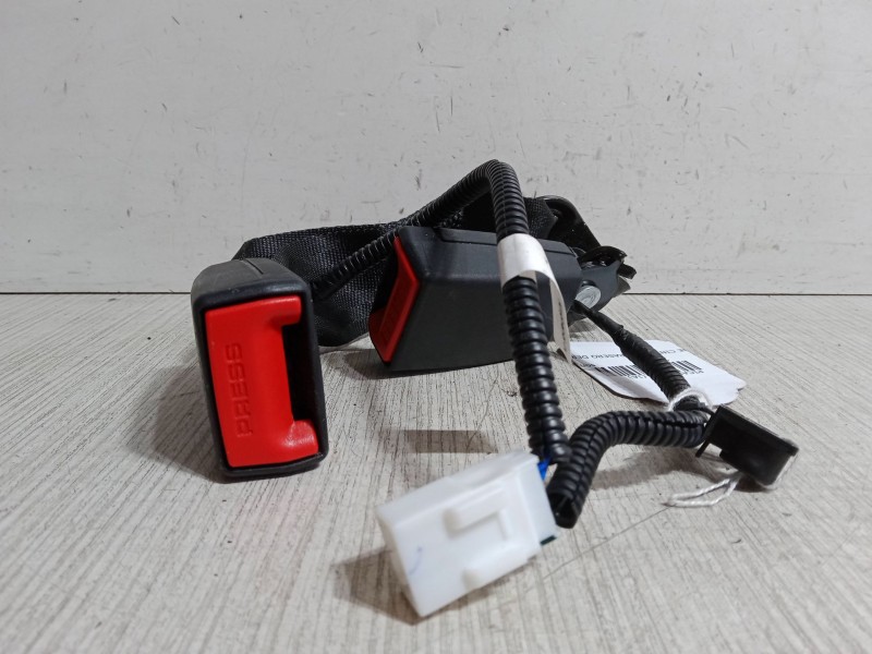 Recambio de anclaje cinturon trasero derecho para kia picanto iii (ja) 1.0 referencia OEM IAM sondos  