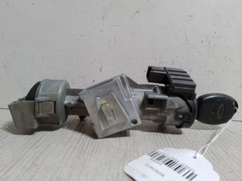 Recambio de clausor para ford focus c-max (dm2) 1.6 tdci referencia OEM IAM    Recambio de clausor para ford focus c-max (dm2) 1.6 tdci referencia OEM IAM