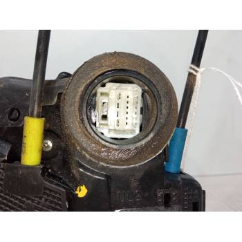 CERRADURA PUERTA TRASERA IZQUIERDA A046693 