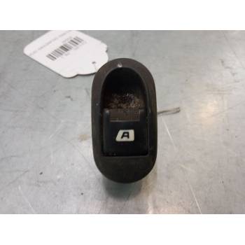 MANDO ELEVALUNAS DELANTERO IZQUIERDO 96401469XT 